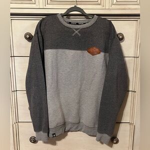 Ski the East Men’s fleece sweatshirt size XL